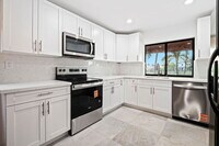 Building Photo - 4332 SW 148th Pl