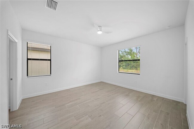 Building Photo - 14279 Winding Cedar Wy