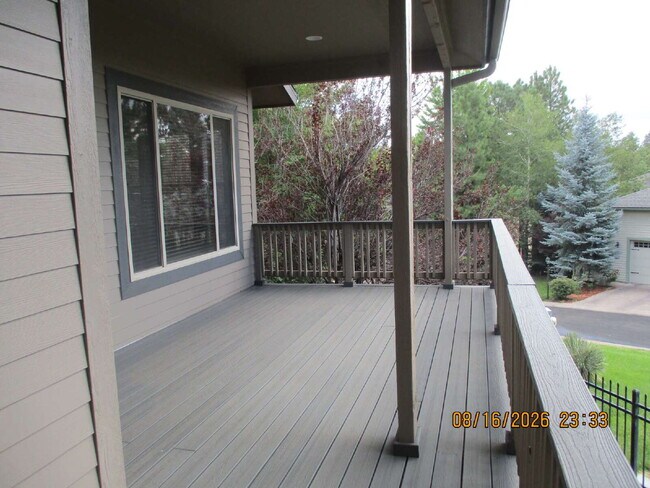 Building Photo - 61 N Aspen Dr