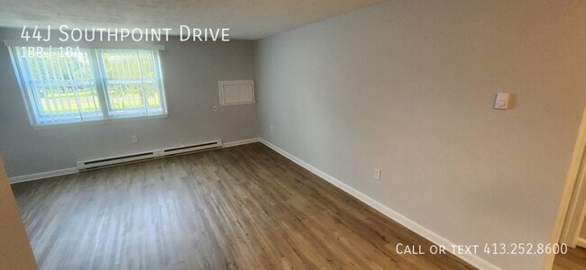 Building Photo - 44 Southpoint Dr