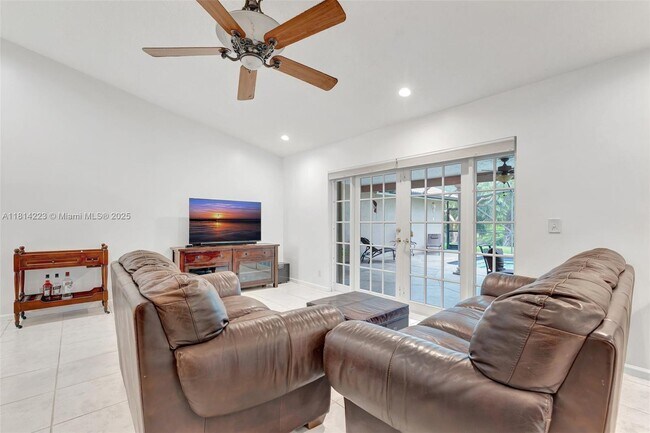 Building Photo - 5655 NW 86th Ave