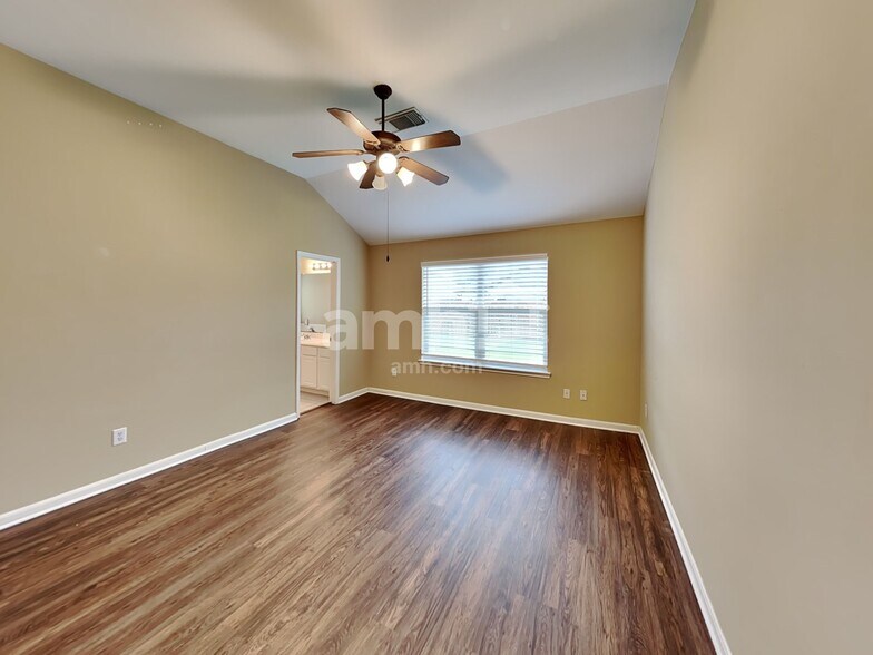 Building Photo - 21711 Prairie Spring Ln