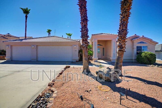 Building Photo - 304 Acoma Blvd S