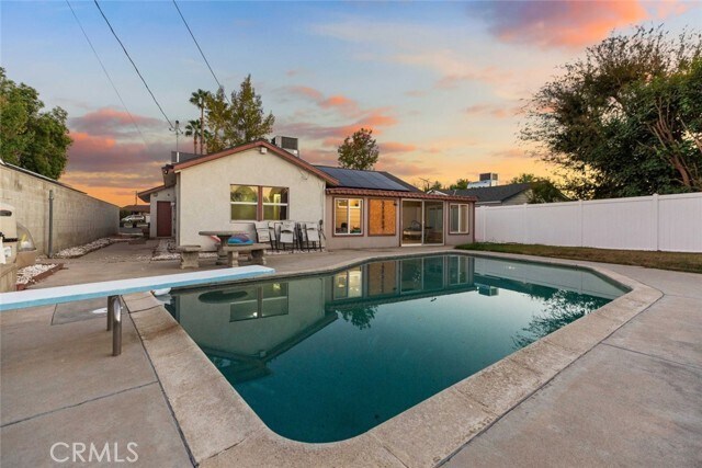 Building Photo - 11377 Gaynor Ave