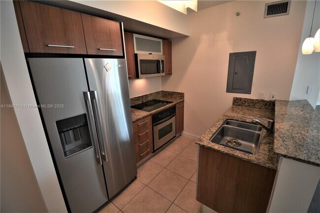 Building Photo - 9055 SW 73rd Ct