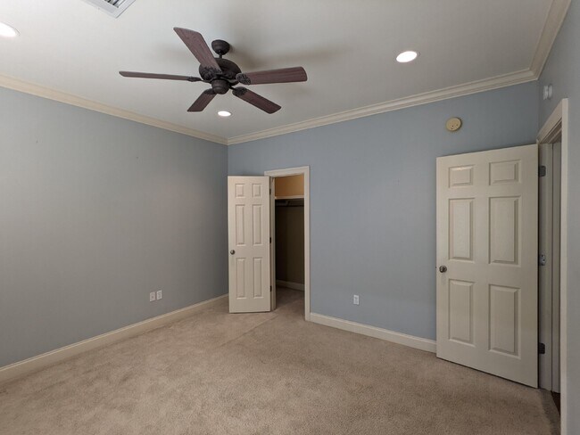 Building Photo - 103 Private Rd 3085