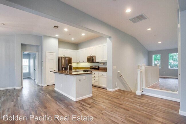 Building Photo - 2 br, 2 bath House - 1712 Morgans Ave