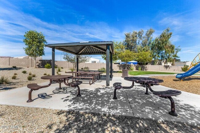 Building Photo - 6759 N 128th Dr