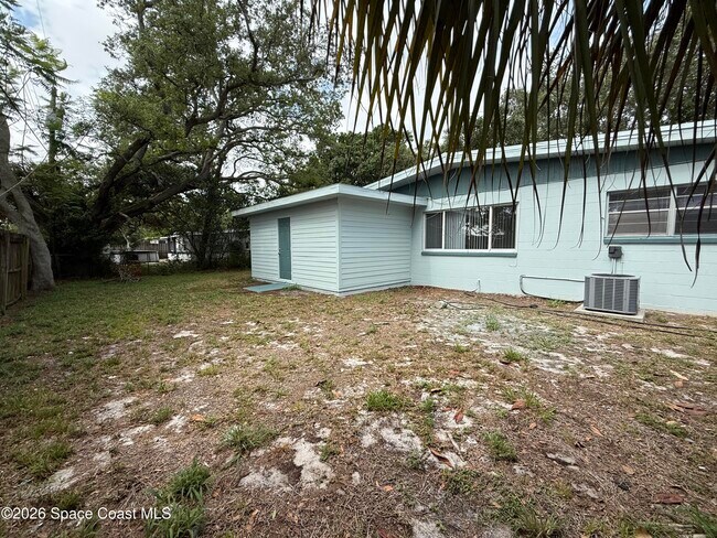 Building Photo - 420 N Fiske Blvd