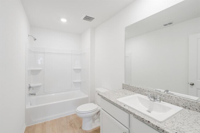 Building Photo - 128 Desert Hare Dr