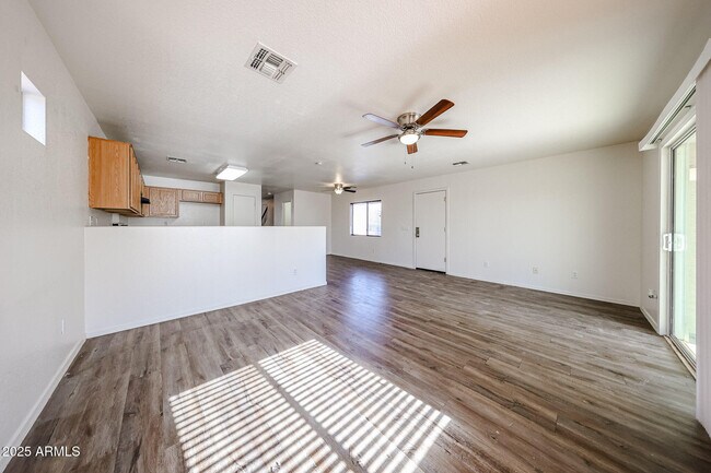 Building Photo - 2428 S 84th Gln