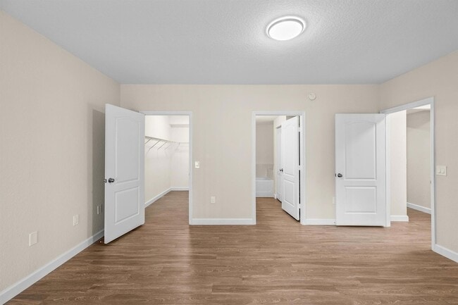 Building Photo - 1609 Belmont Pl