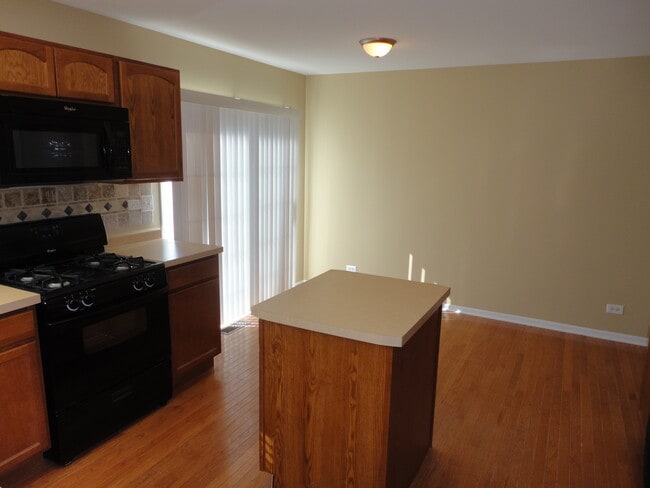 Building Photo - 2317 Scott Lane