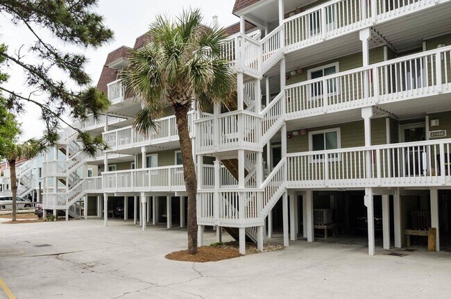 Building Photo - 2102 Surfrider Ct