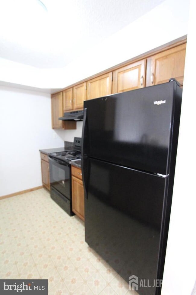 Building Photo - 2114 Aspen Dr