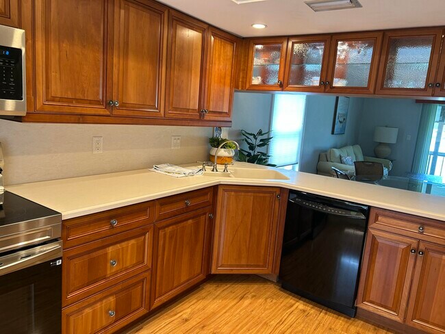 Building Photo - 18430 SE Wood Haven Ln