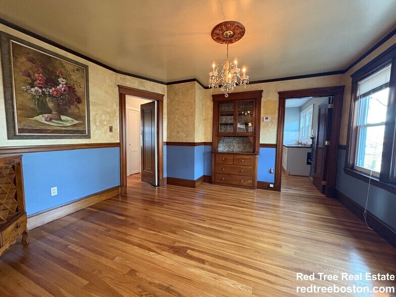 Building Photo - 155-157 Hillside St. Unit 2