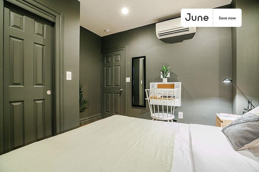 Building Photo - 941 Columbus Ave