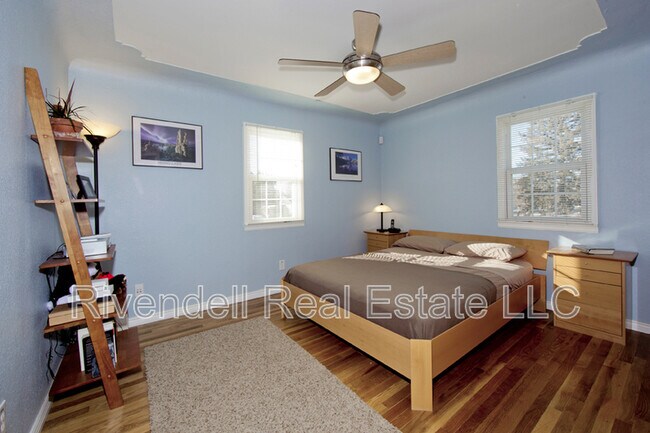 Building Photo - 1230 Havana St