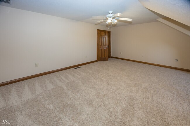 Building Photo - 256 W Brookville Rd