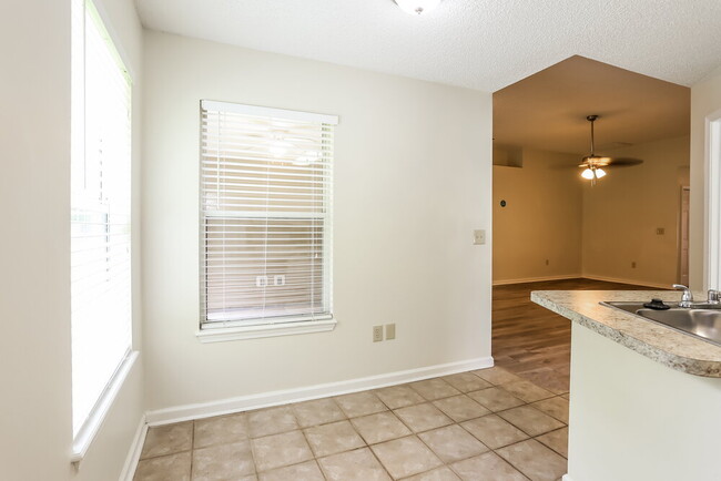 Building Photo - 11141 Coldfield Dr