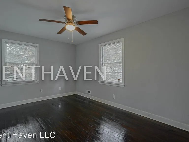 Building Photo - 1114 Leesburg Rd