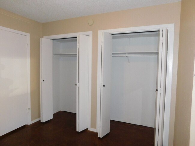 Building Photo - Ng Properties (811 Ramble Ln)
