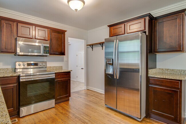 Building Photo - 4736 Danby Dr