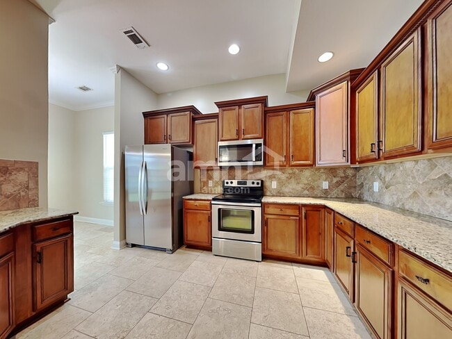 Building Photo - 128 Winslow Cir