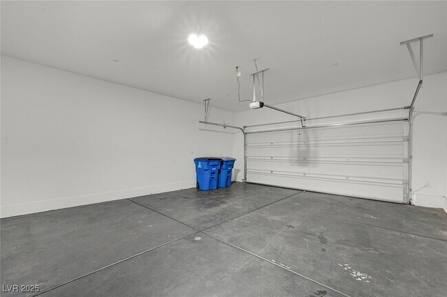 Building Photo - 230 Freeport Vw Pl