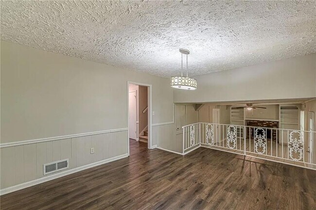 Building Photo - 3661 Boring Rd