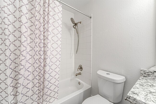 Building Photo - 2723 Piney Lake Ct