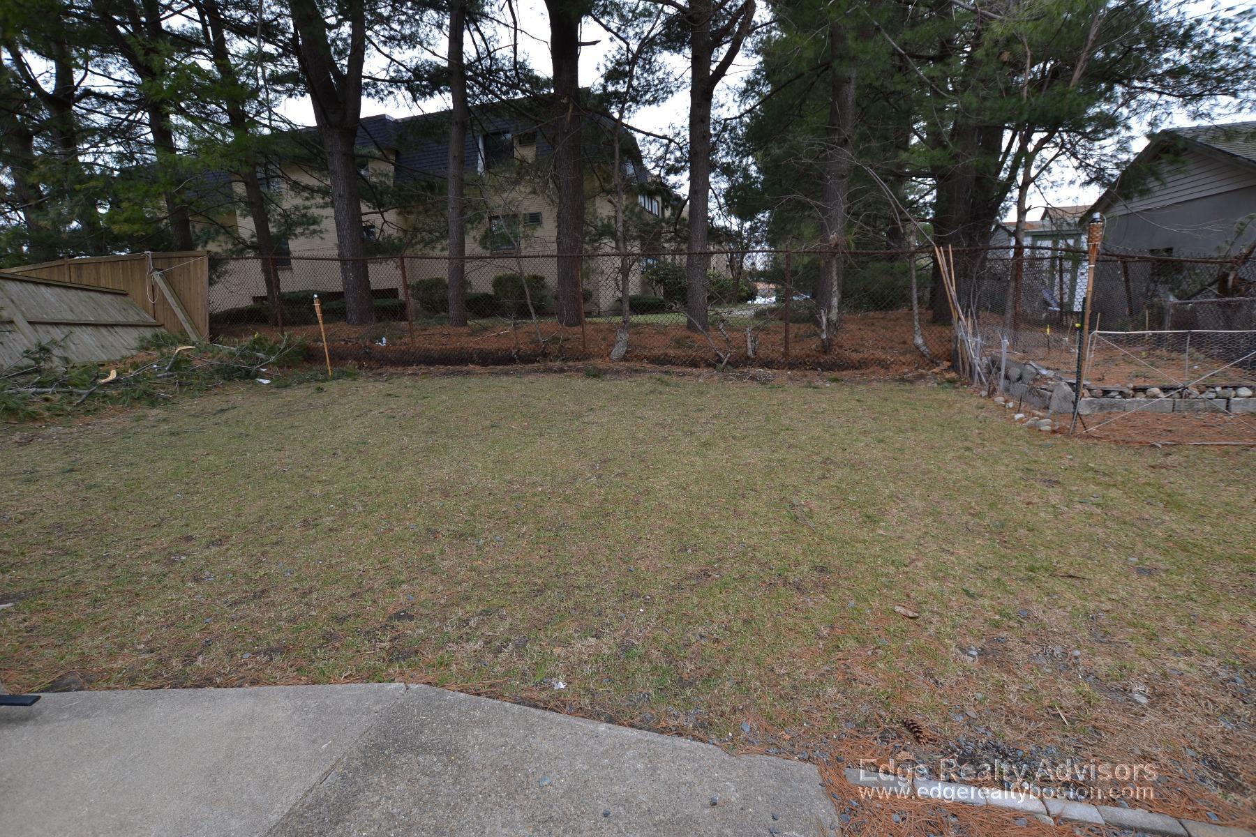 Building Photo - 222 Arlington St