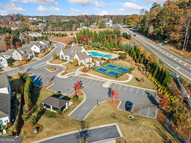 Building Photo - 1026 Cagle Creek Overlook