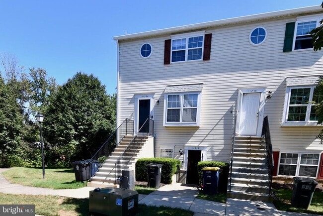 Building Photo - 11234 Hannah Way