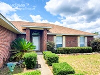 Building Photo - 615 Batten Blvd