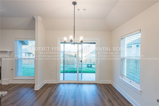 Building Photo - 4189 W Barhem Dr
