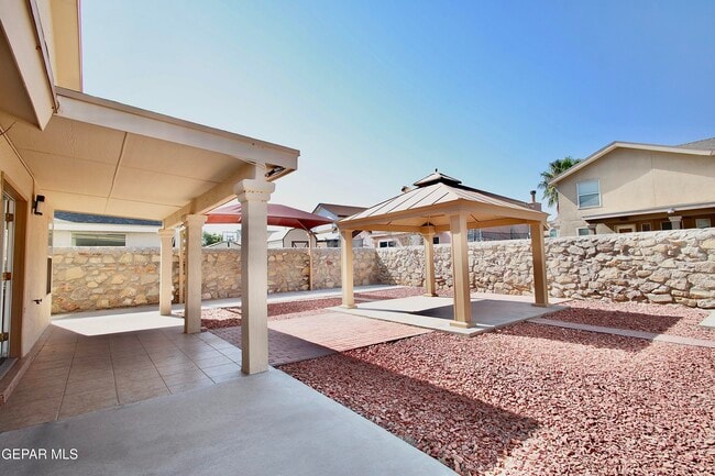 Building Photo - 12229 Kingsgate Ct