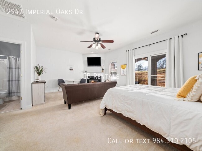 Building Photo - 2947 Imperial Oaks Dr