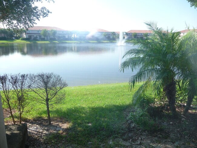 Building Photo - 8240 SW 25th Ct