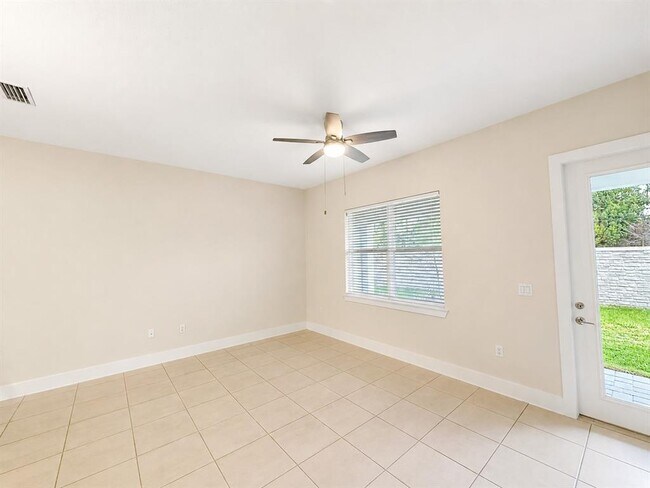 Building Photo - 1435 Brookdale Ct