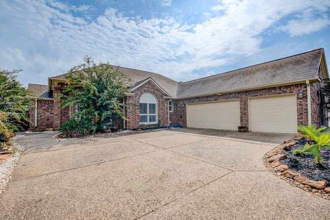 Building Photo - 11618 Snowmass Dr