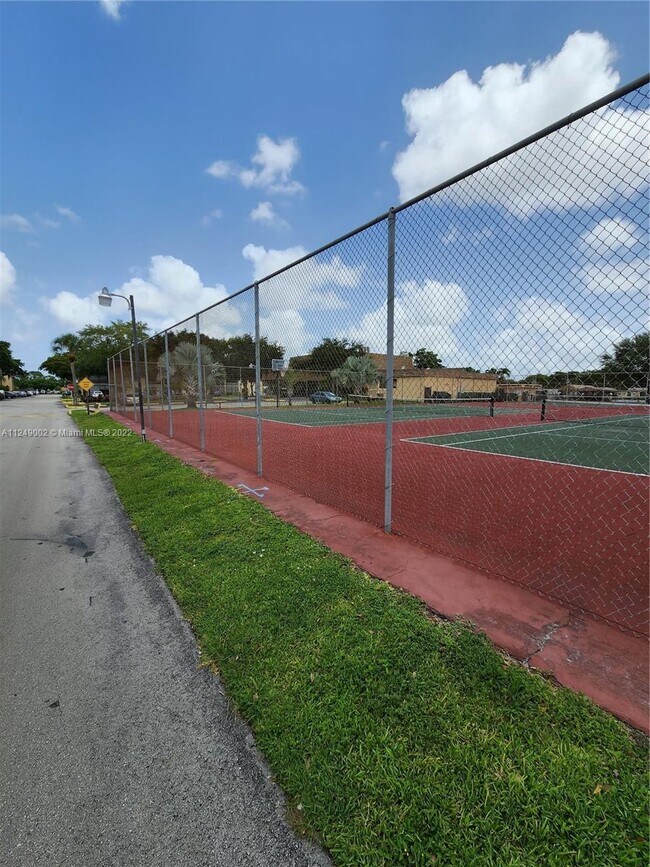 Building Photo - 300 Berkley Rd