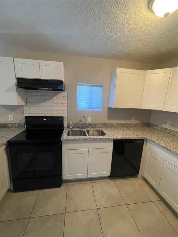 Building Photo - 5006 Ridgeway Dr