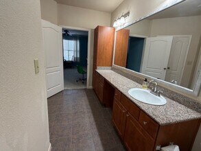 Building Photo - 1711 Old Spanish Trl