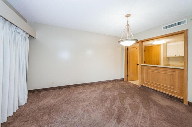 Building Photo - 36750 US Hwy 19 N