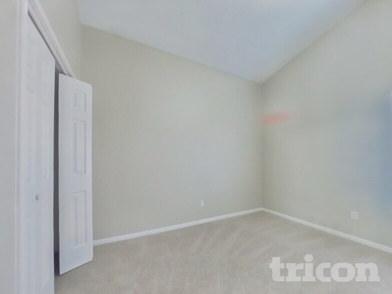 Building Photo - 3114 Boynton Dr