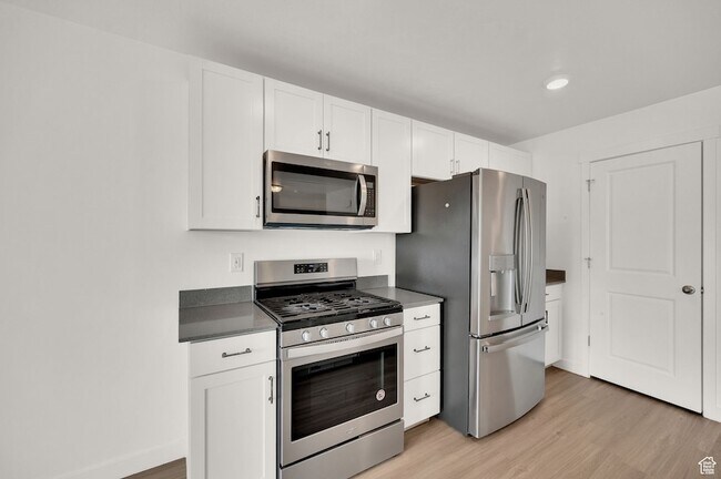 Building Photo - 5113 W Vibrato St