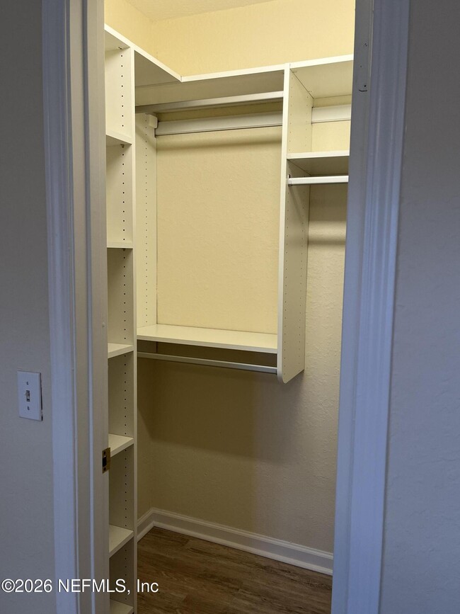 Building Photo - 1701 The Greens Way