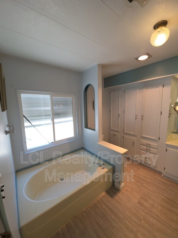 Building Photo - 30715 Arenga Palm Dr